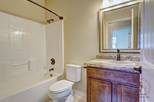 Foto del edificio - 429-29 1/2 29 1/2 Rd