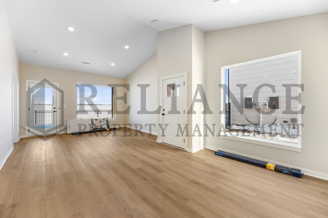 Building Photo - 12438 Blanford St