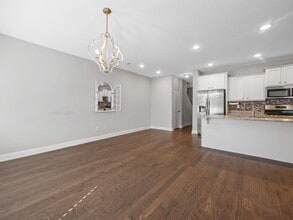 Building Photo - 4 Tatum Ln