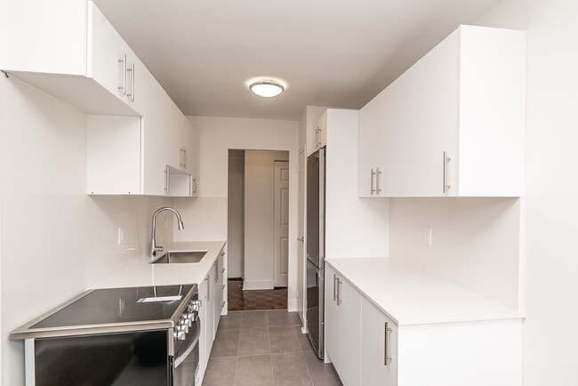 Building Photo - 55 Eccleston Dr