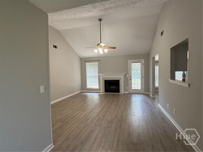 Building Photo - 6 Bowsprit Ct