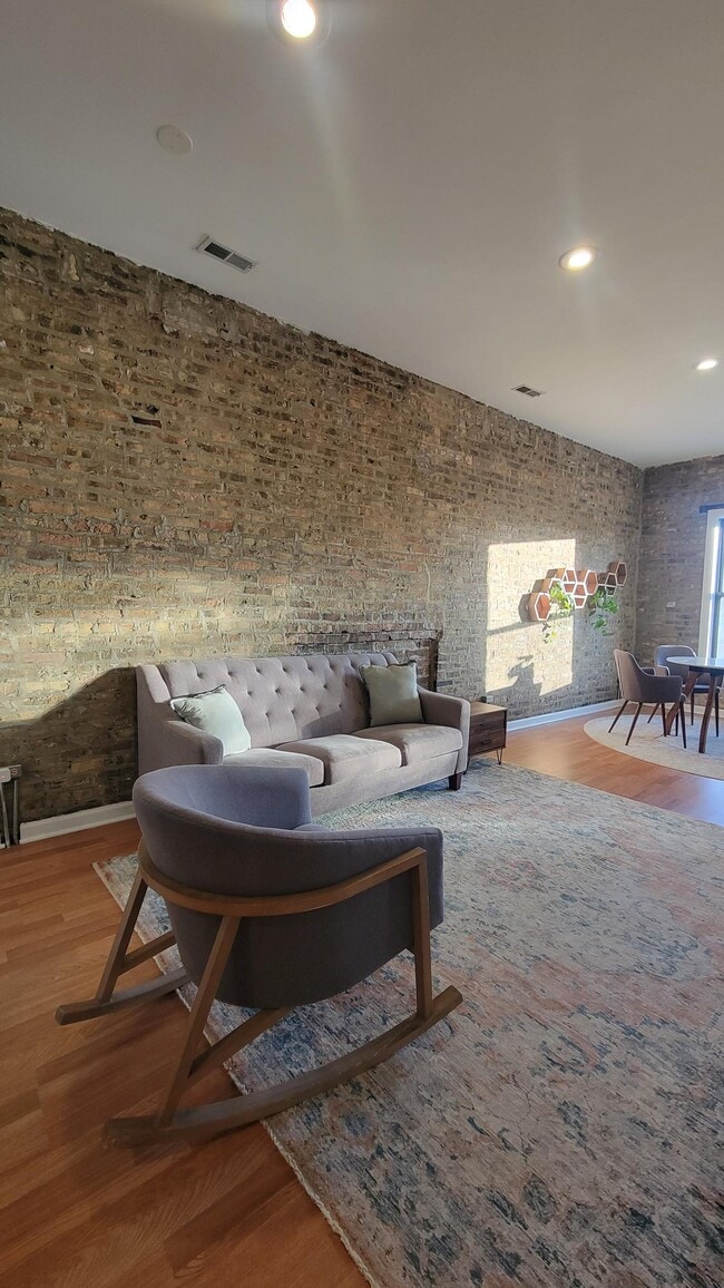 Building Photo - 701 N Milwaukee Ave