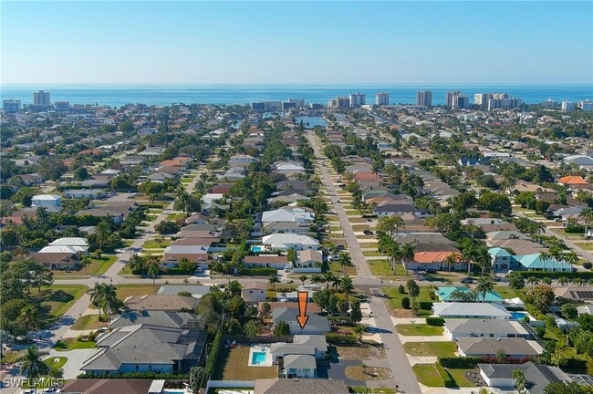 Foto del edificio - 714 105th Ave N