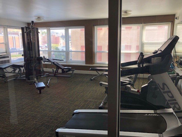 Building gym - 210 N 17th St