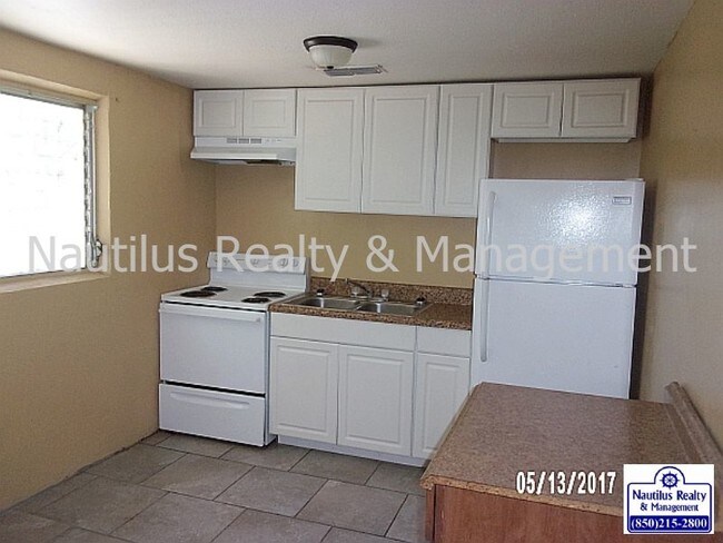 Foto del edificio - 853 Redwood Ave
