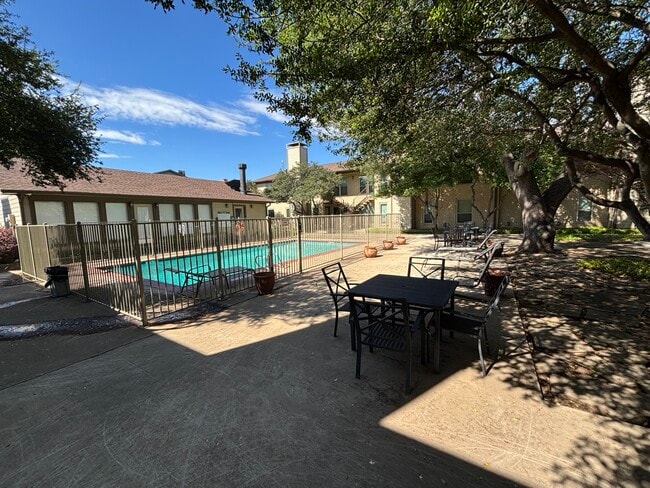 Photo - 10650 Steppington Dr Townhome