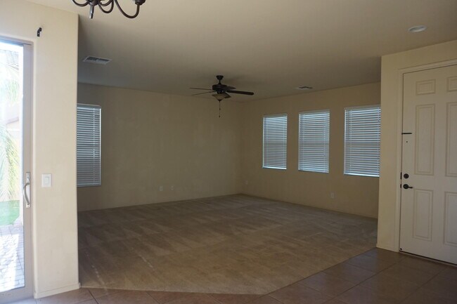Building Photo - 4693 E Wildhorse Dr