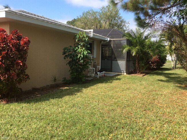 Foto del edificio - 4 br, 3 bath House - 3711 SE 2nd Place