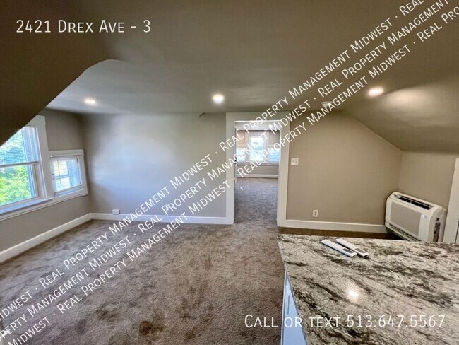 Building Photo - 2421 Drex Ave