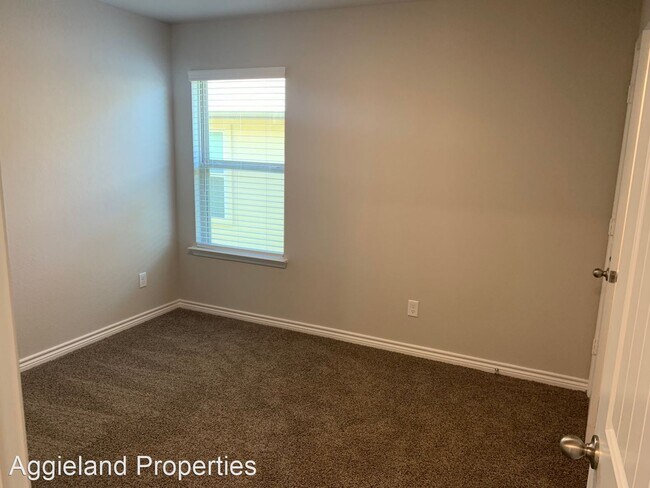 Foto del edificio - 3 br, 2 bath House - 2111 Chief