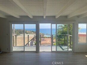 Building Photo - 241 Avenida Montalvo