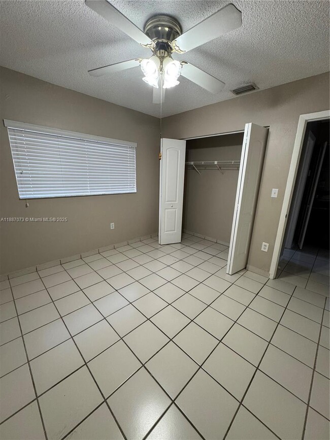 Foto del edificio - 7794 W 29th Ln