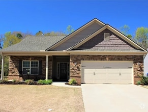Building Photo - 1039 Drakes Crossing