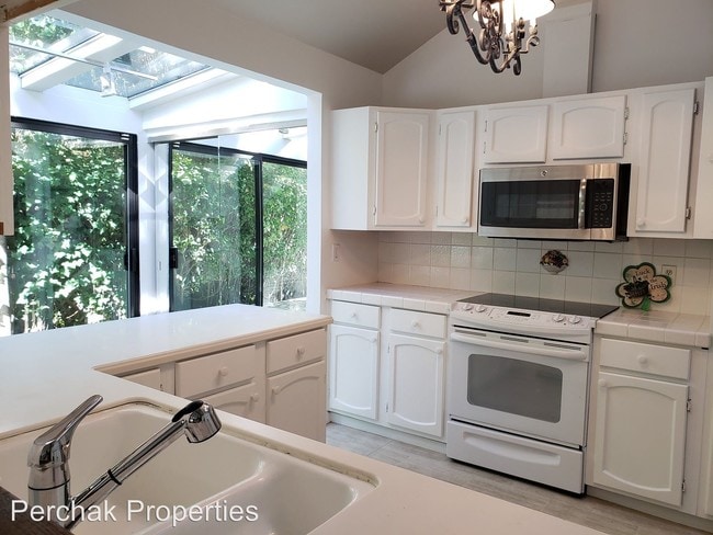 Building Photo - 2 br, 2 bath House - 909 Mountain View Drive