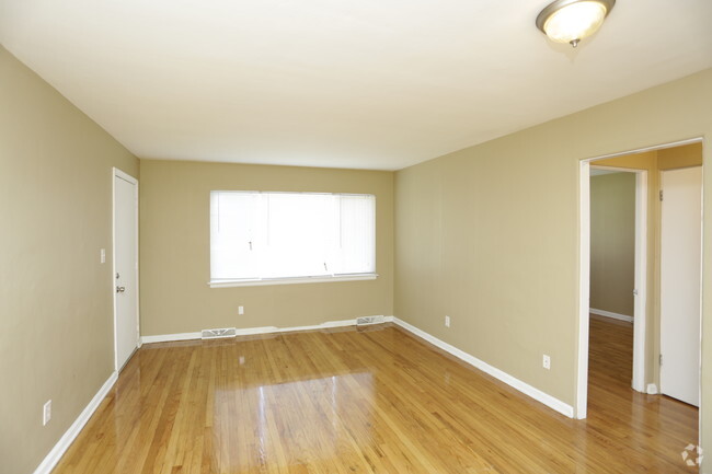 Interior Photo - Brownstone Apartments