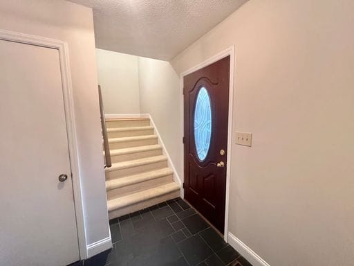 Building Photo - Newly Renovated 3BD, 2.5BA North Raleigh Home on a Private Lot in a Prime Location Near Shopping,...
