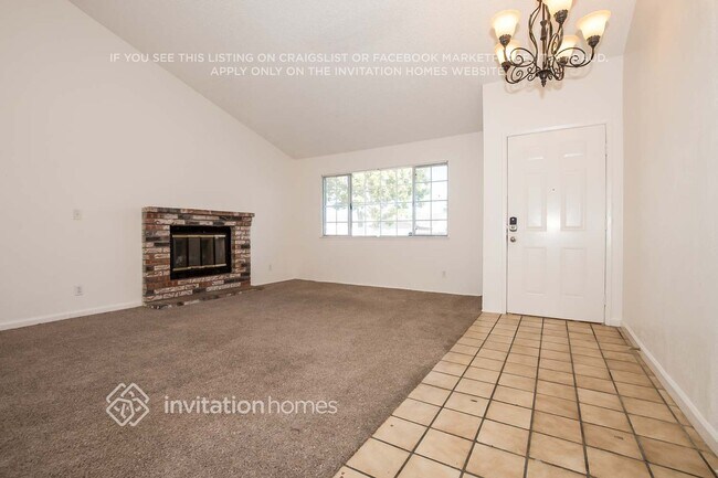 Foto del edificio - 7419 Skander Way