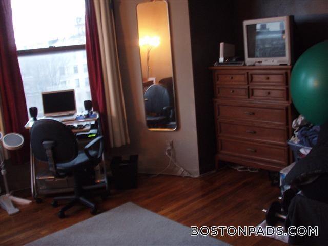 Foto del edificio - 384 Commonwealth Avenue