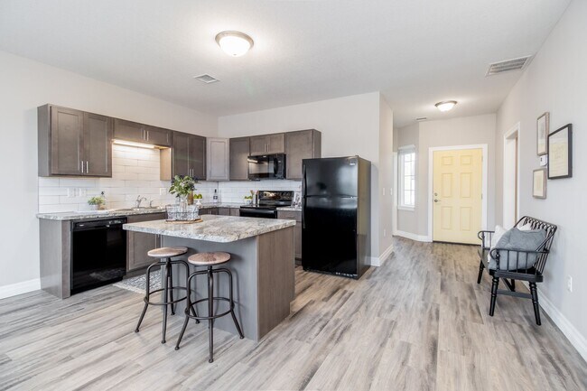 Foto del edificio - 55+ Community for Lease