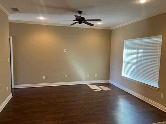 Foto del edificio - 3928 Mobley Cir