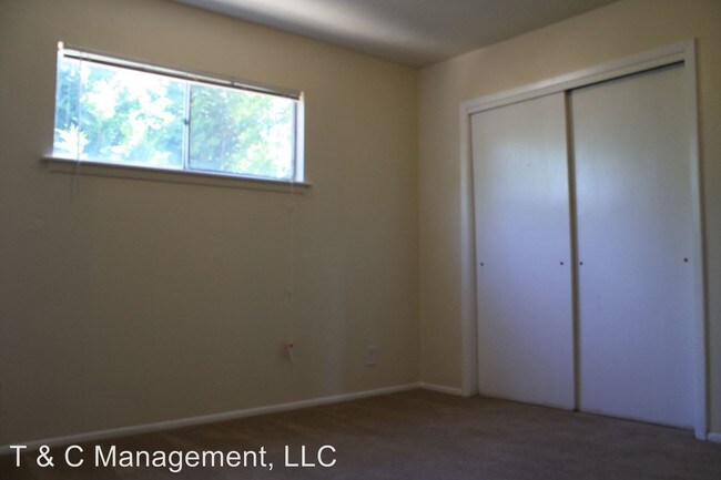Foto del edificio - 3803 Aspen Ave NE