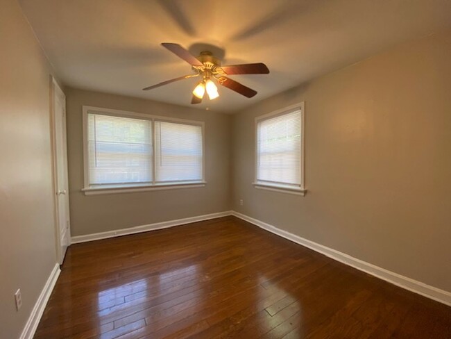Building Photo - 607-607-607-602 Lucas Dr