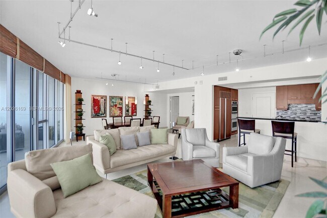 Foto del edificio - 3101 S Ocean Dr