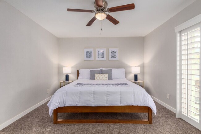 Foto del edificio - 14442 N 50th St