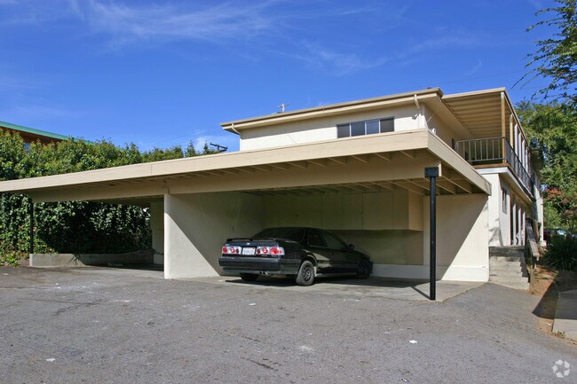 Foto del edificio - 721 E Elder St