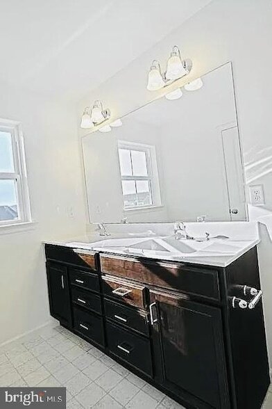 Foto del edificio - 20 Shillington Ln