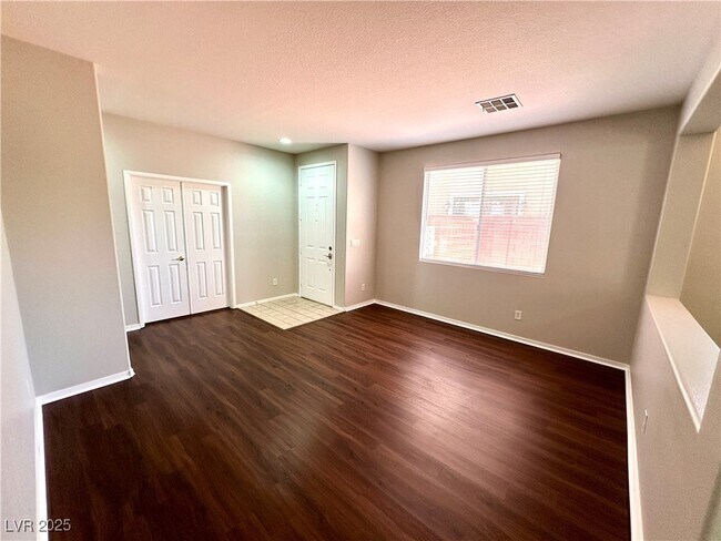 Building Photo - 7186 Cressida Ct