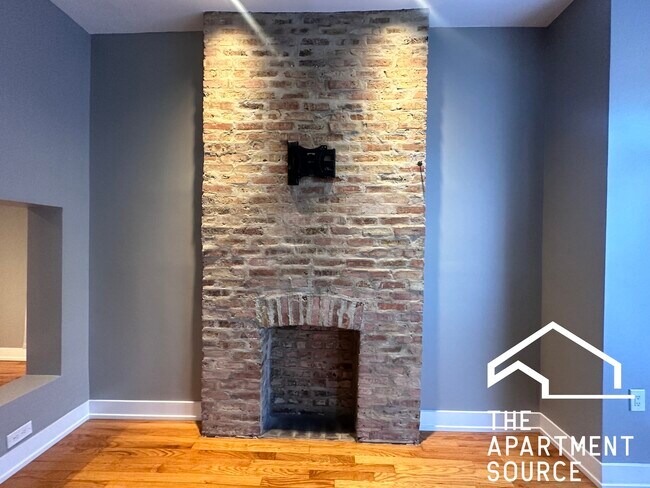 Foto del edificio - 2809 W Warren Blvd