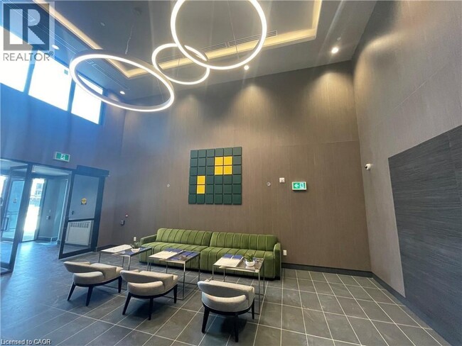 Photo du bâtiment - 95 Dundas St W