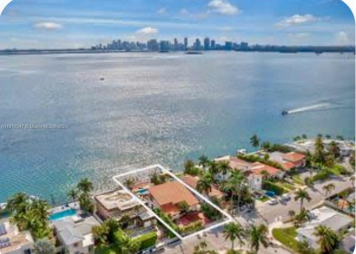 Foto principal - 1500 S Treasure Dr