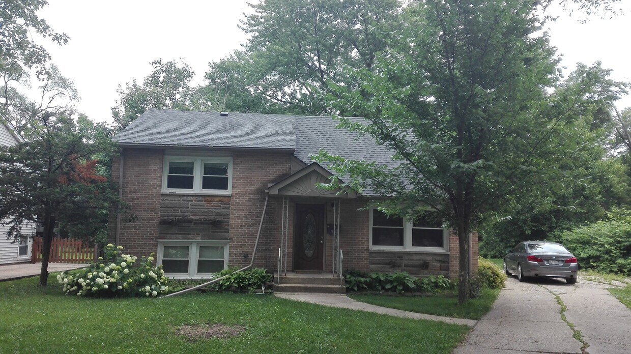 Primary Photo - 573 Harvey Ave