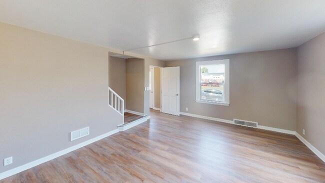 Foto del edificio - 597-599 Morris Ave