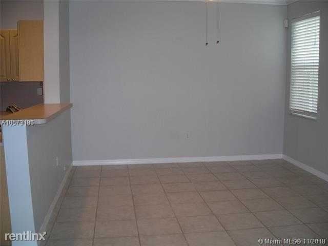 Foto del edificio - 10867 SW 88th Terrace