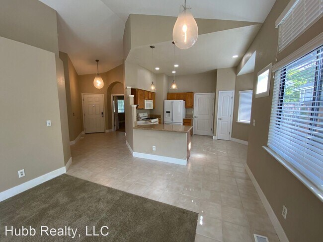 Building Photo - 3 br, 2 bath House - 1081 McGee Drive