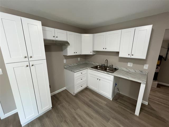 Foto del edificio - 2406 Lolita Dr