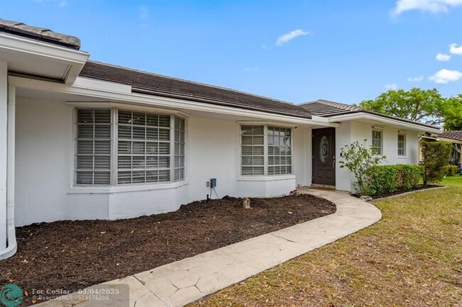 Building Photo - 10140 NW 37th St