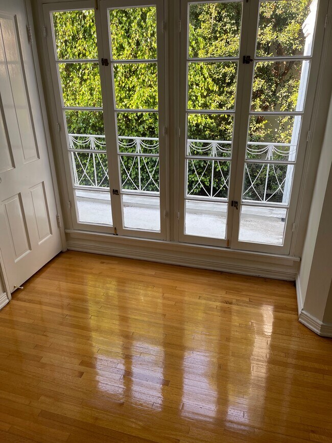 patio off bedroom b - 9932 Durant Dr