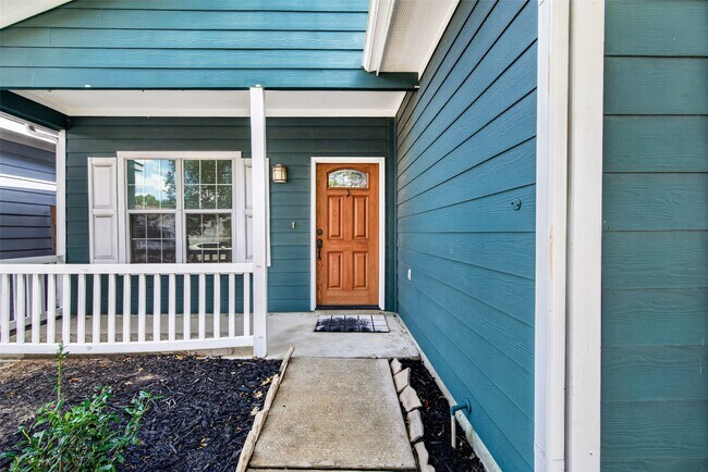 Foto del edificio - 21310 Sweet Grass Ln