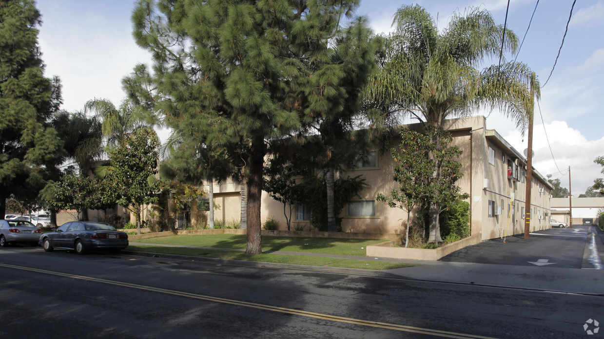 Building Photo - Park Place Apartments