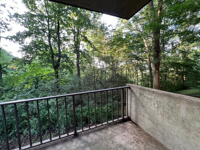 Foto del edificio - 2 bed 2 bath condo