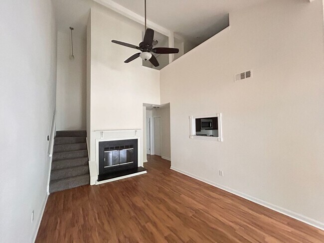 Foto del edificio - 3225 Rosegate Ct