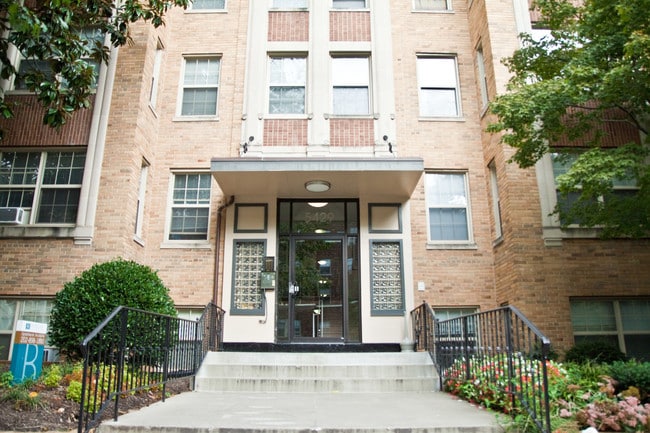 Building Photo - 2745-49 Ordway Street