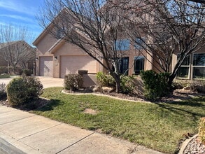 Building Photo - 1936 S 2700 E Cir