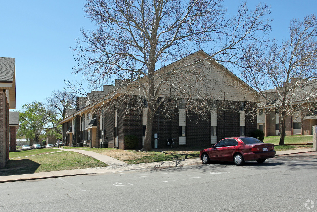 Rolling Green Apartments Edmond