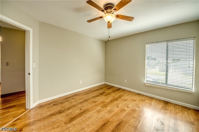 Foto del edificio - 4616 SE 6th Ave