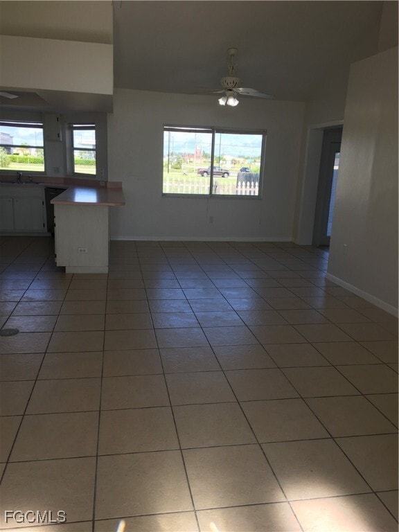 Foto del edificio - 1546 NE 8th Pl